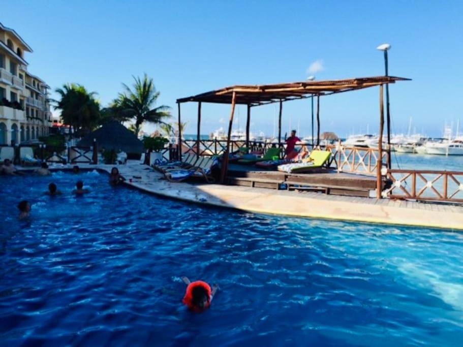 Punta Me Apartment Beach Front In The Hotel & Waterpark Cancún Exterior foto